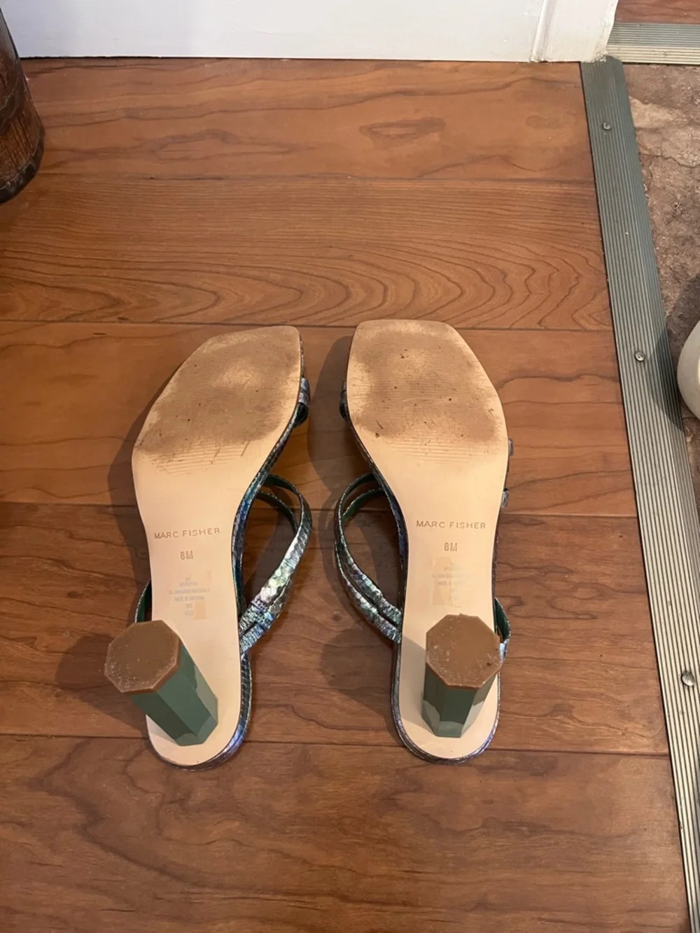 Marc Fisher Women’s Kristin Slip On Strappy Heeled Sandals Size 8M Multi Color